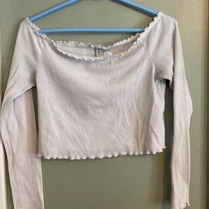 H&M Divided Long Sleeve Crop Top